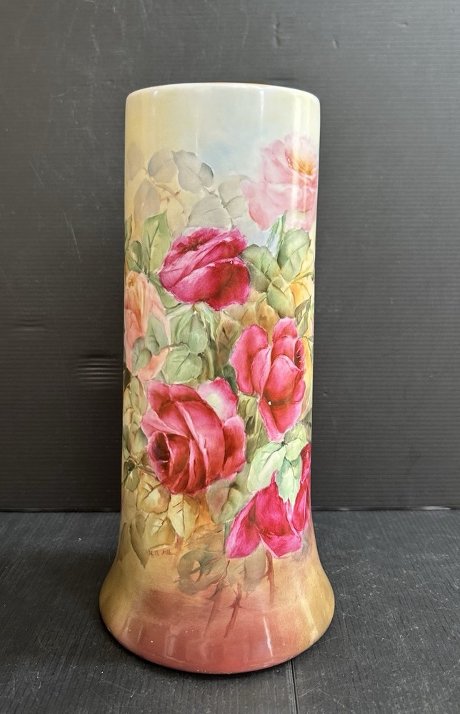 ANTIQUE B & Co. LIMOGES FRANCE HAND PAINTED ROSES PORCELAIN VASE