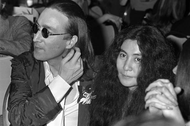 John Lennon Yoko Ono attend the Academy of Arts Television dinner Old Photo-image