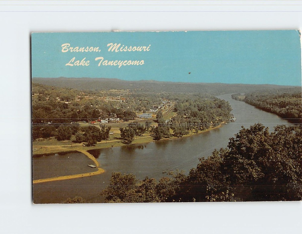 Postcard Scenic View of Branson Missouri on Lake Taneycomo USA