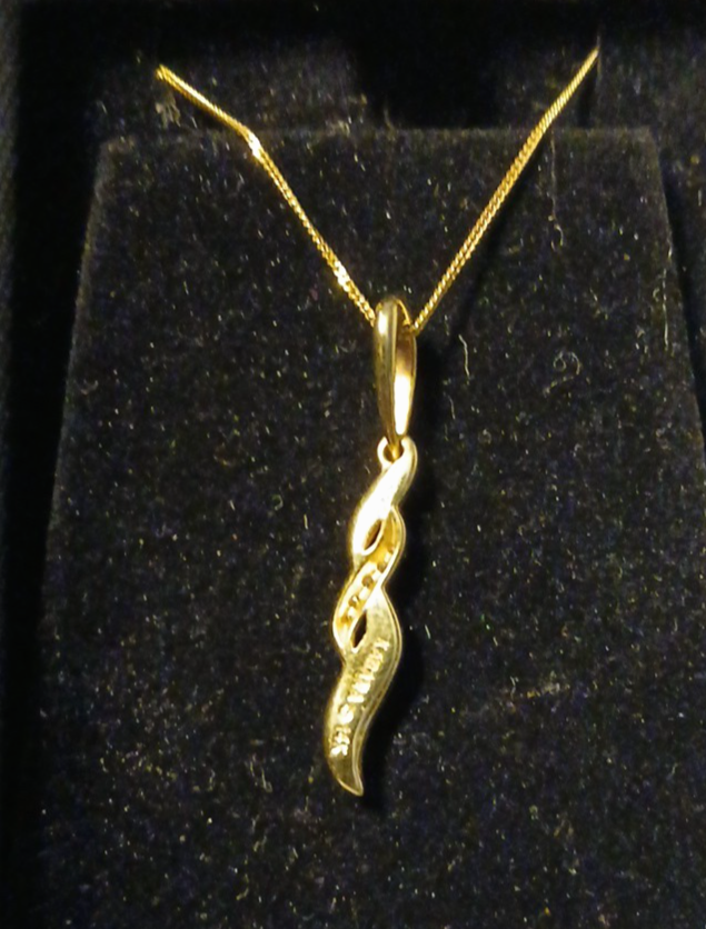 Exquisit Art Handmade 14 Kt Gold & Diamond Kabana Necklace Pendent made in USA