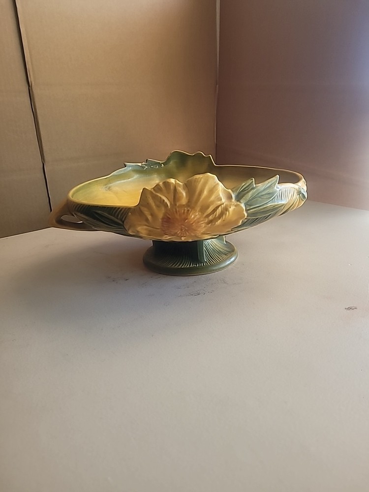 Roseville Pottery Peony #4-10  Console Bowl
