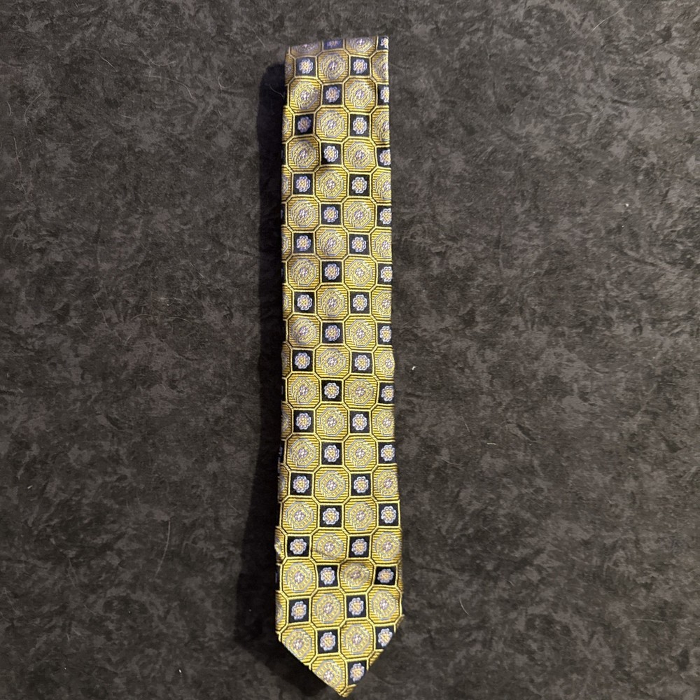 Jos. A. Bank. Signature Gold, Gold Tie
