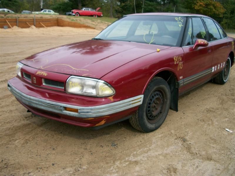 88 ROYALE 1993 Valve Cover 122142