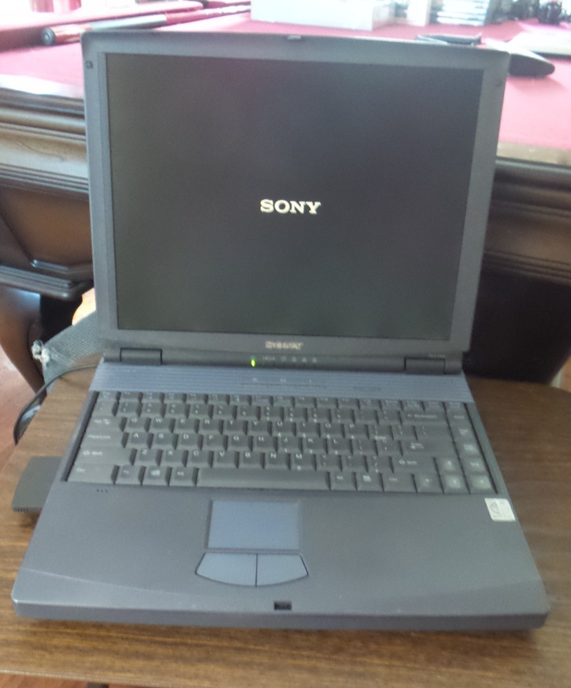 Sony VAIO PCG-F430 Notebook - Windows98 SE 6GB HD 192Mb Ram WiFi - TESTED GOOD