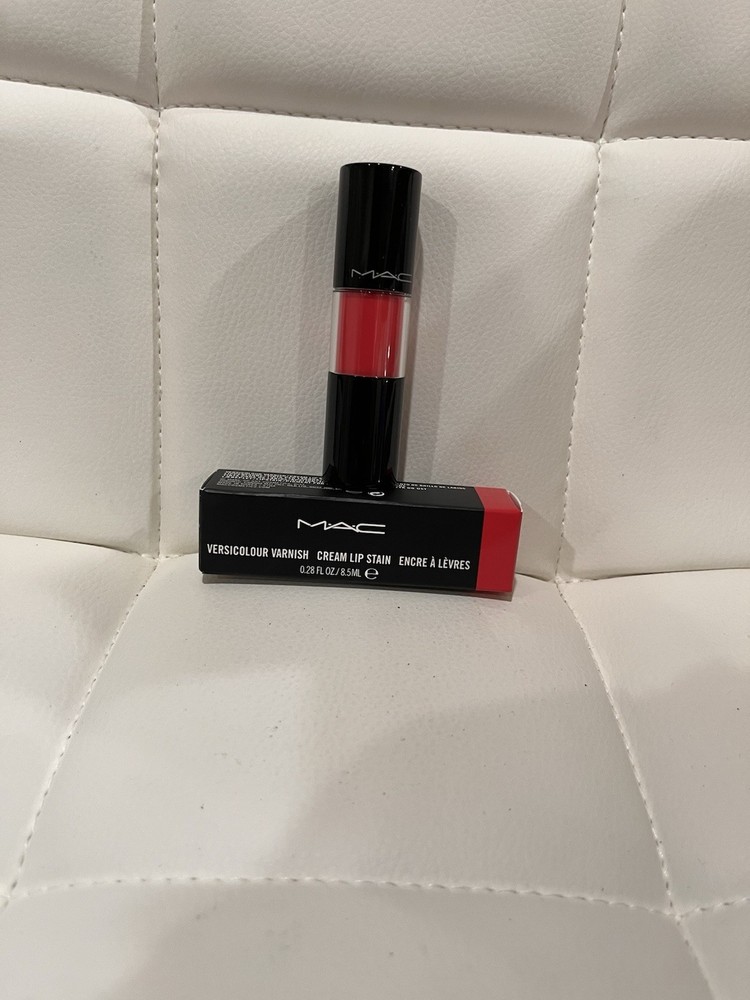 MAC Versicolour Varnish Cream Lip Stain in 105 Try To Stop Me - Long-Lasting Bold Color