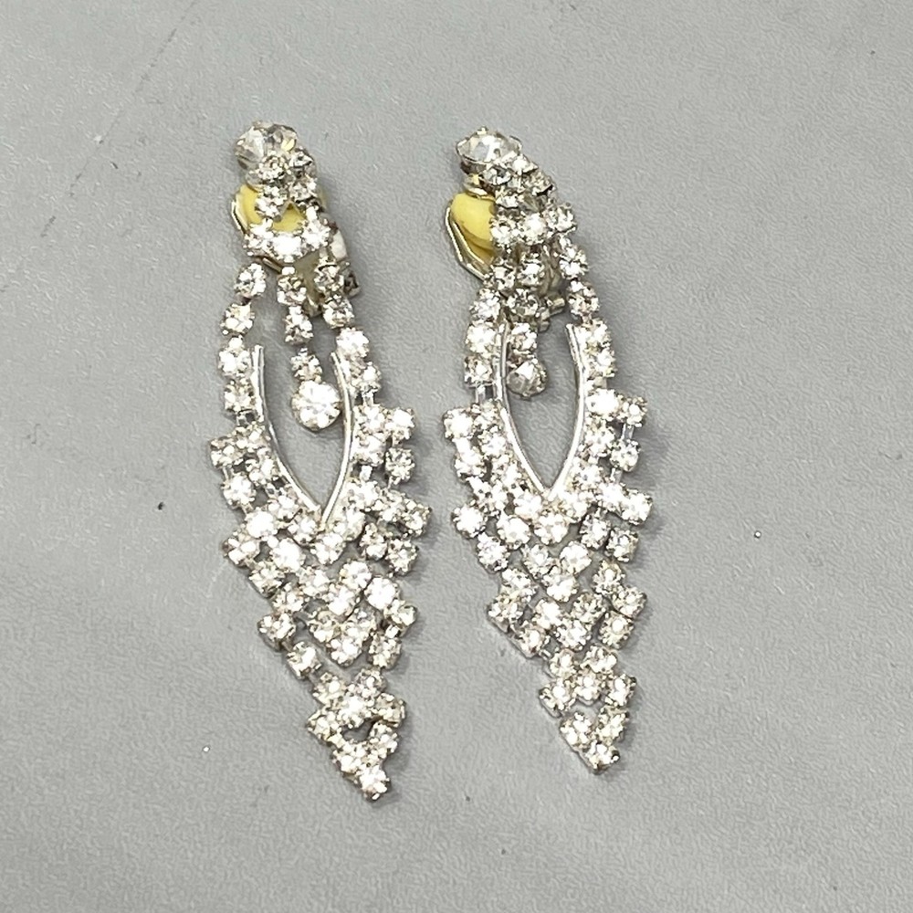 Vintage Rhinestone Chandelier Earrings Clear Prong Set Glass Silver Tone Clip On