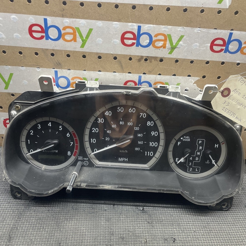 Toyota Sienna 2004 CLUSTER SPEEDOMETER HEAD INSTRUMENT PANEL TACH Miles  253,335
