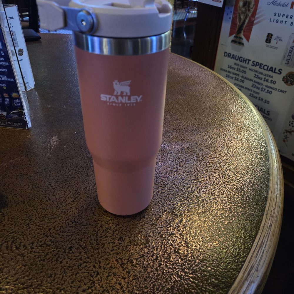 Stanley 30oz Polar Ice Flow Flip Straw Tumbler Stainless Steel Airtight Peach