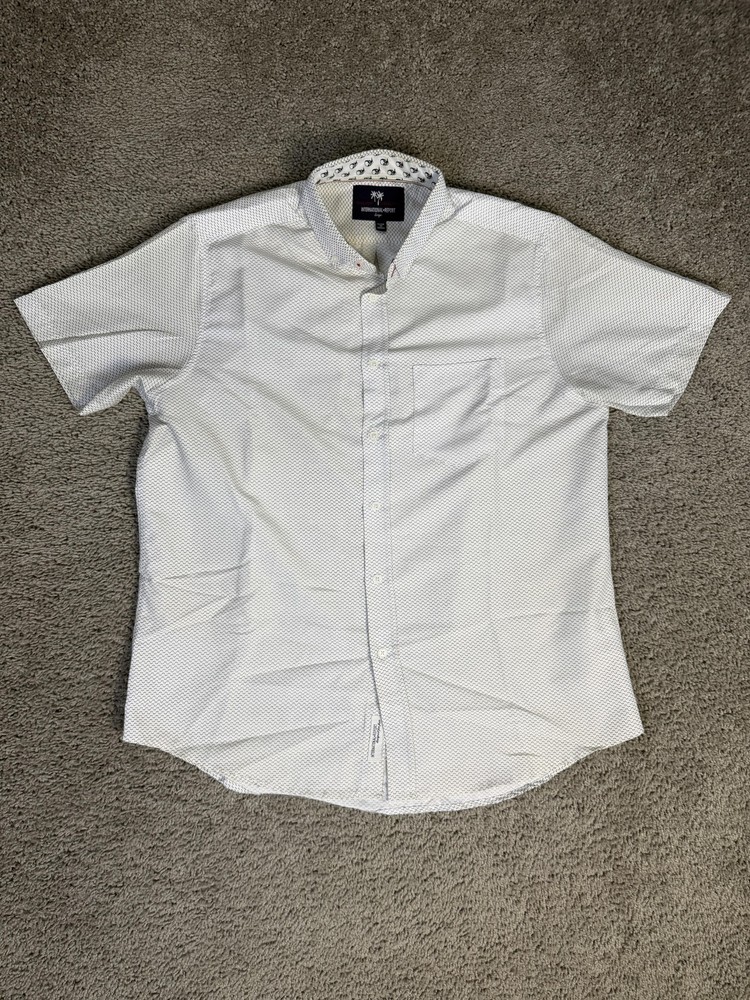 International Report Shirt Mens L White Geometric Short Sleeve Button Up