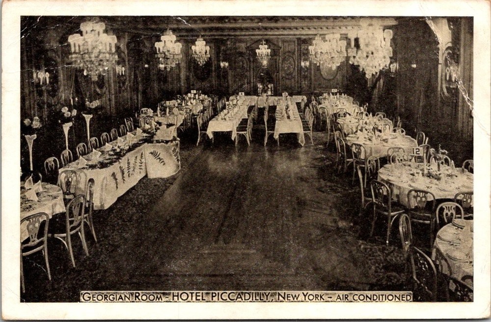 Hotel Piccadilly Georgian Room NYC Vintage Postcard 1944 Lumitone RPPC
