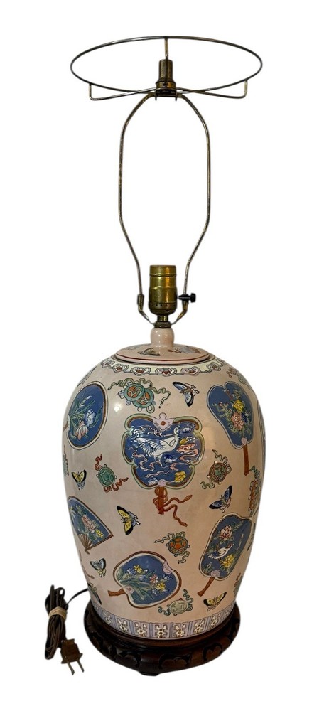 Vintage Asian Hand Painted Raised Moriage Birds Porcelain Lamp