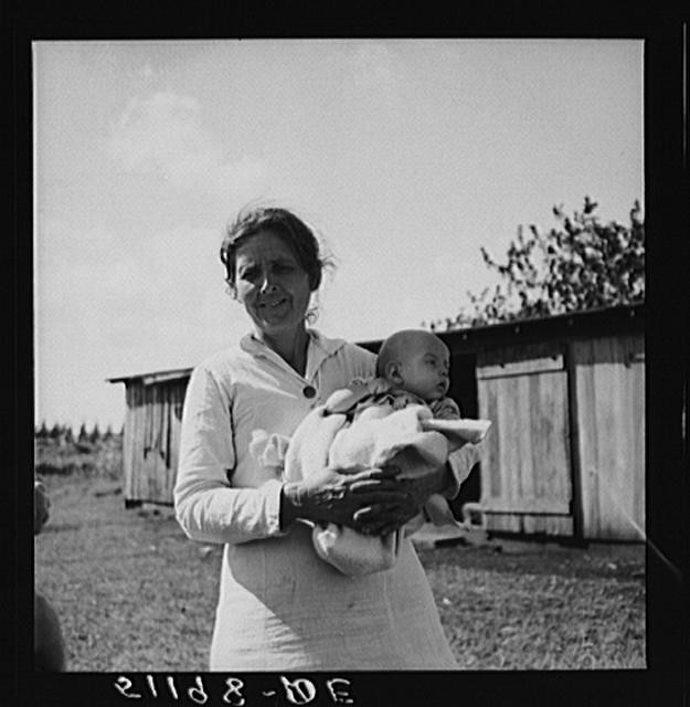 Photo:Belle Glade Florida 1939 Migrant Laborer's Family Mother Baby FSA
