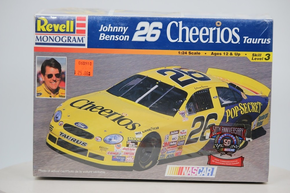 50th  Anniversary Johnny Benson 26 Cheerios Taurus Revell  Monogram Level 3