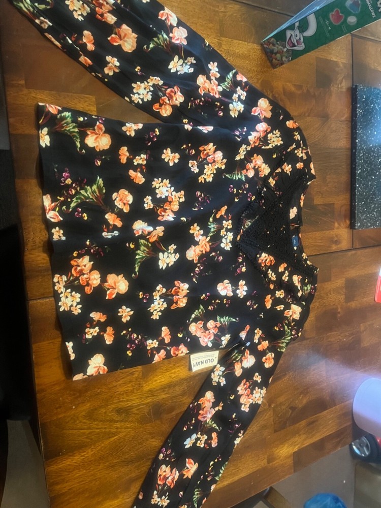 girls old navy black floral short blouse sz 10-12