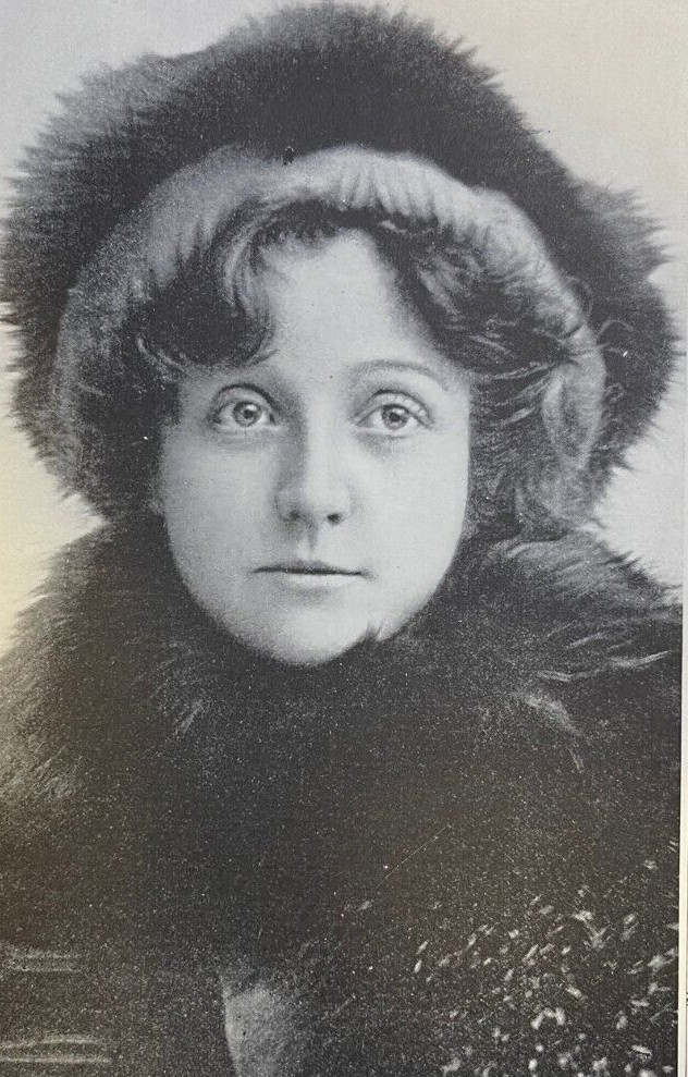 1911 Vintage Magazine Illustration Actress Laura Hope Crewes