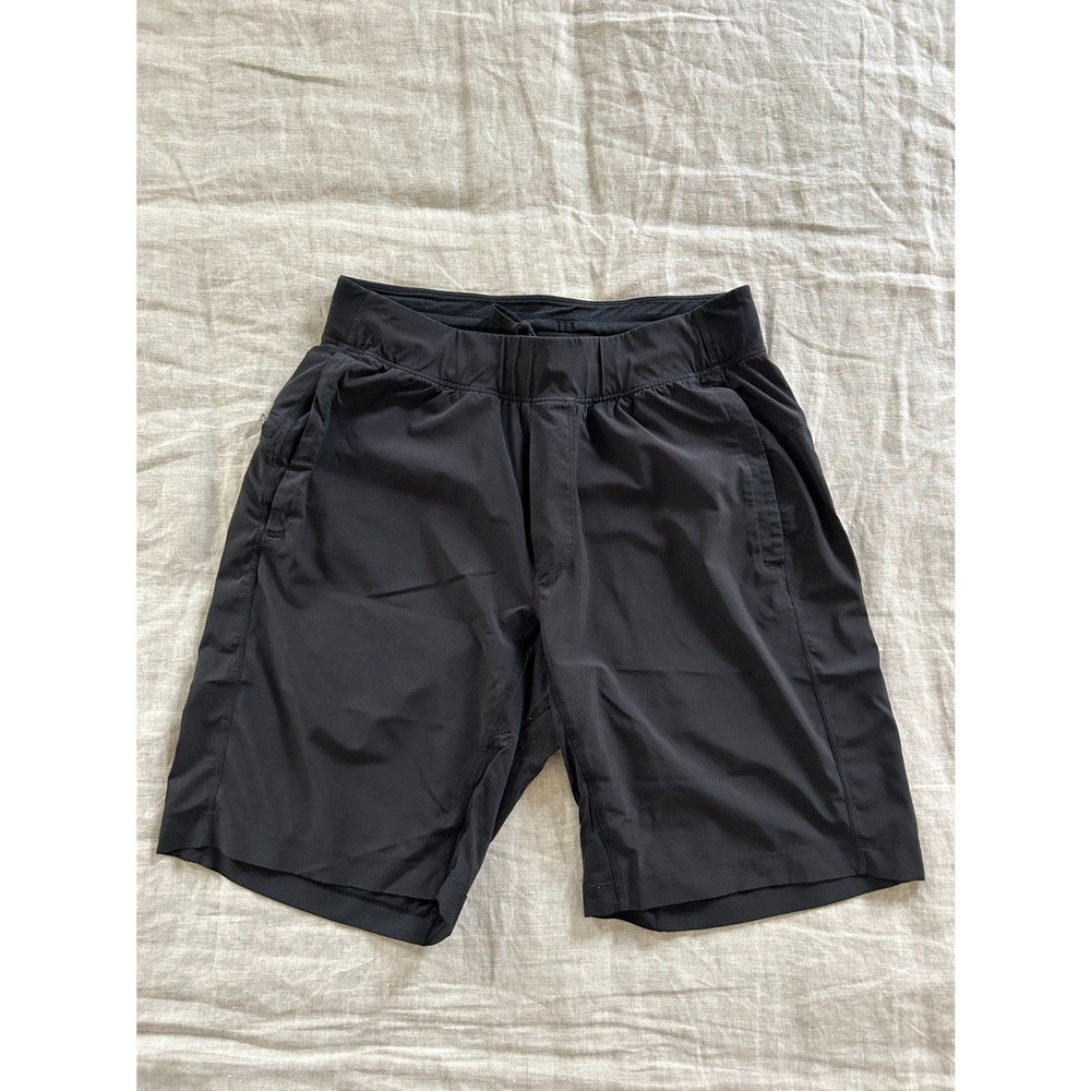 Men's Black Lululemon Shorts - Medium - 9in Inseam