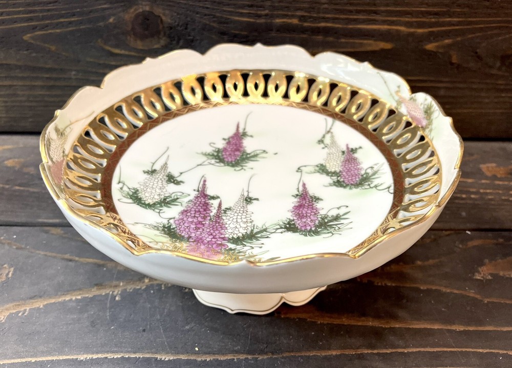 Satsuma Styled Reticulated Pierced Floral Porcelain Pedestal Fruit Bowl 9” Wide