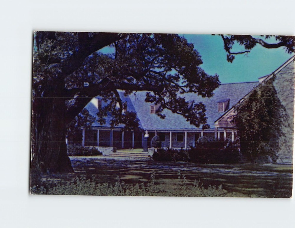 Postcard Franklin D. Roosevelt Library and Museum at Hyde Park New York USA