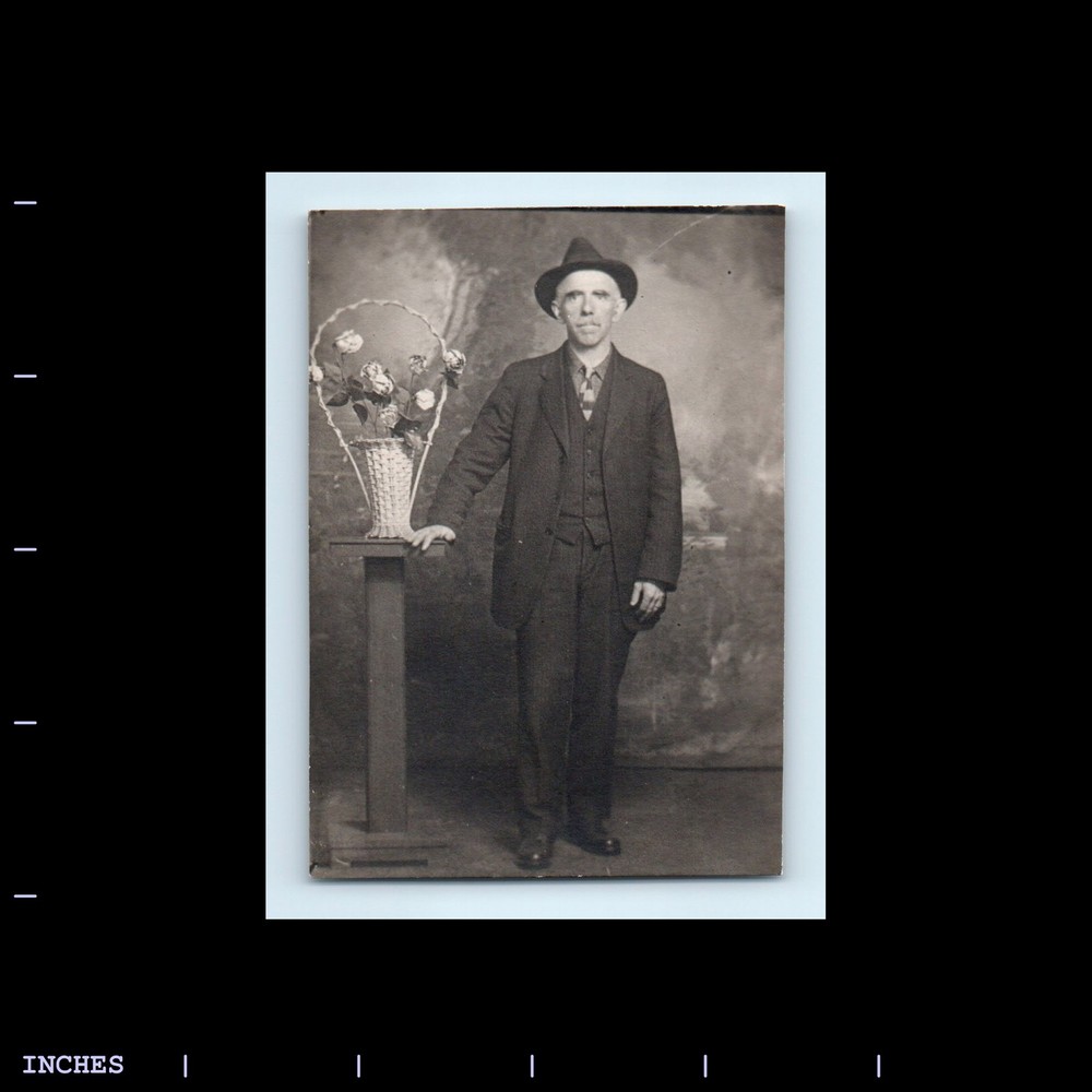 Old Vintage Photo PORTRAIT OF MAN IN SUIT AND HAT FLOWER VASE