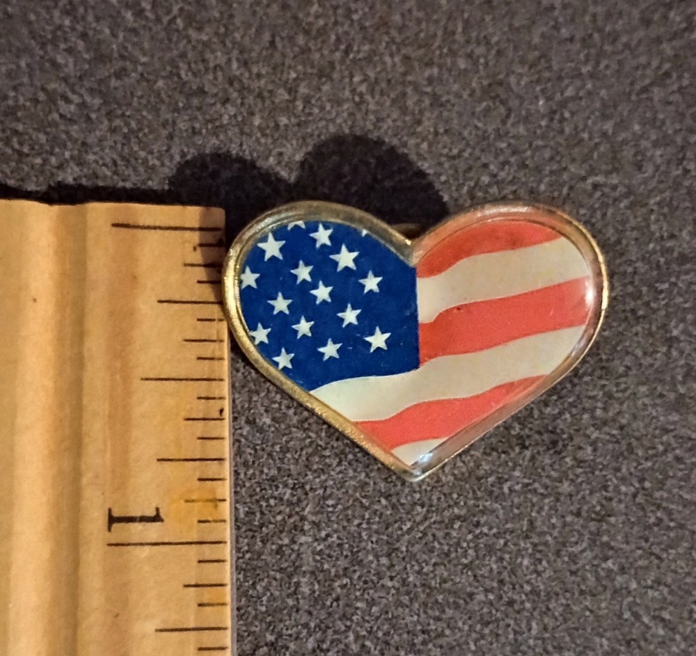 Heart Shaped U.S. Flag Gold Tone Red White Blue Patriotic Lapel Pin Vintage A-4