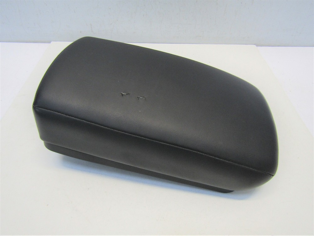 NISSAN QASHQAI 2007-10 LEATHER CENTRE CONSOLE SLIDING ARM REST             #9362
