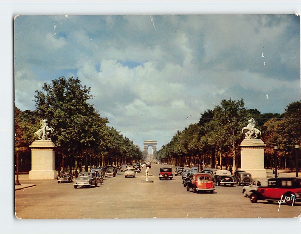 Postcard Perspective de l Avenue des Champs Élysées Paris France