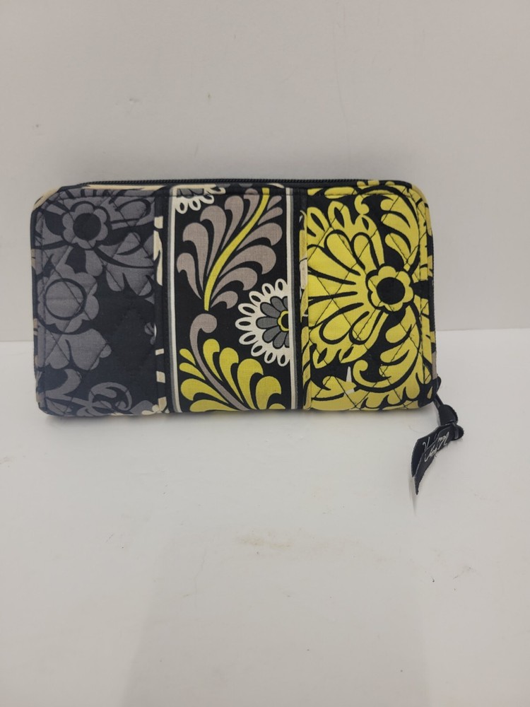 Vera Bradley Retired Baroque Zip Closure Wristlet Accordion Wallet