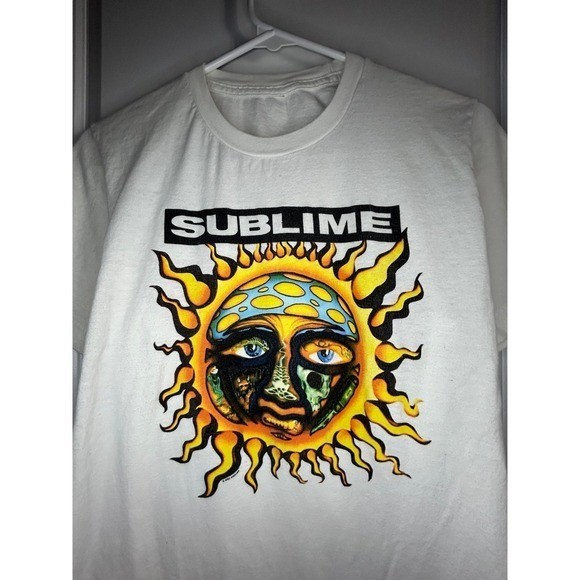 Vintage Y2K 2006 Sublime Sun Face Music Band T-Shirt
