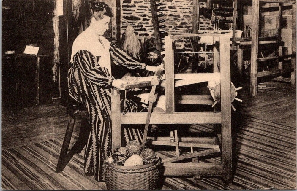 Craft Expert Weaving at The Farmers' Museum, Cooperstown NY Postcard