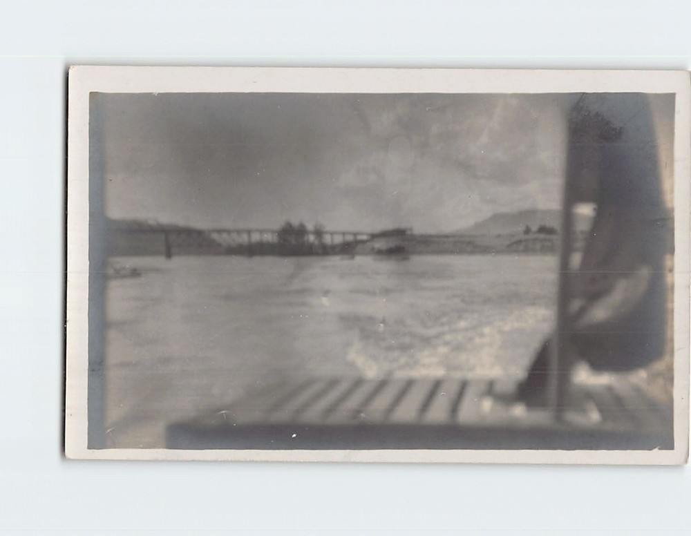 Postcard Lake Landscape Scenery