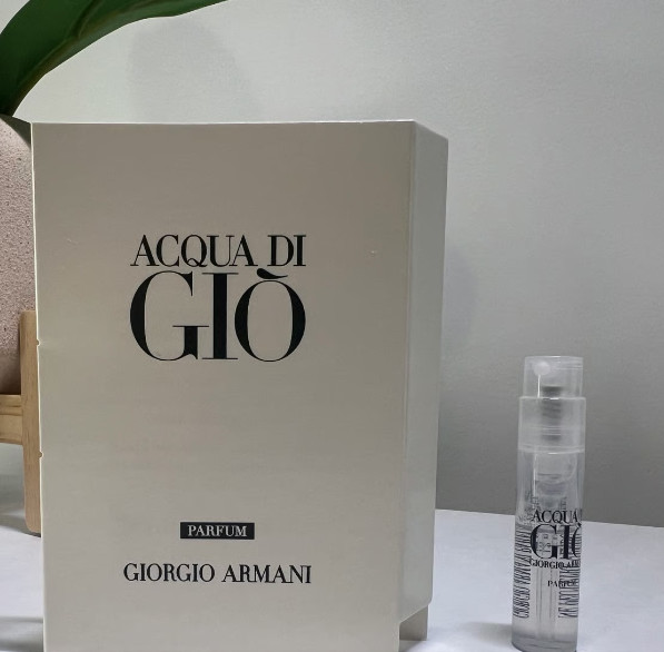 Giorgio Armani Acqua di Gio for Men 0.04oz-1.2ml EDP Spray SAMPLE VIAL