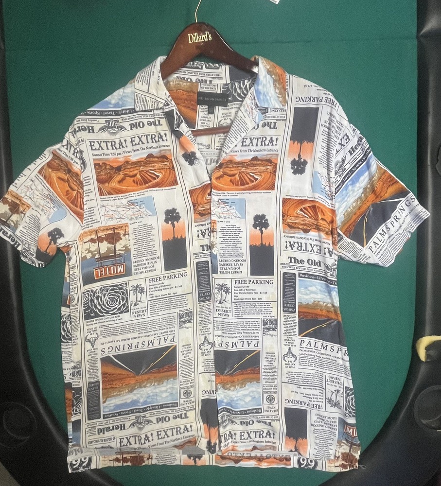 No Boundaries Button Up Shirt Men’s Large Newspaper Print