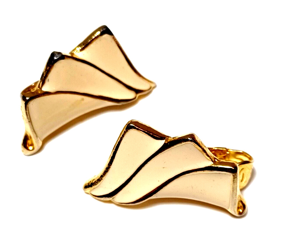 Enamel Earrings 90s Cream White Gold Tone Wave Shell Clip On Vintage 1