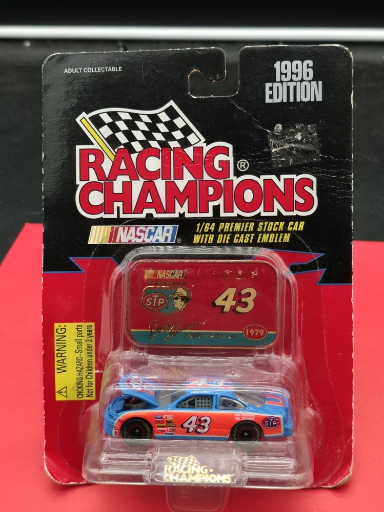 Racing Champions 1996 edition 1/64 Die Cast Car & Emblem Bobby Hamilton #43 NEW