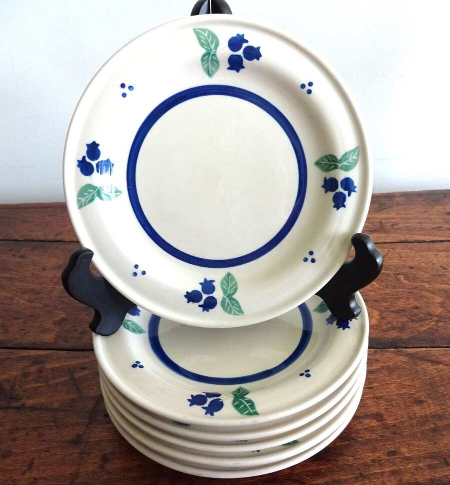 Vintage HARTSTONE BLUEBERRY Stoneware 7.5