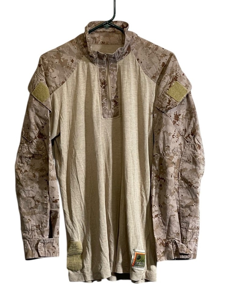 USMC FROG Shirt Mens Medium Desert MARPAT Flame Resistant Combat