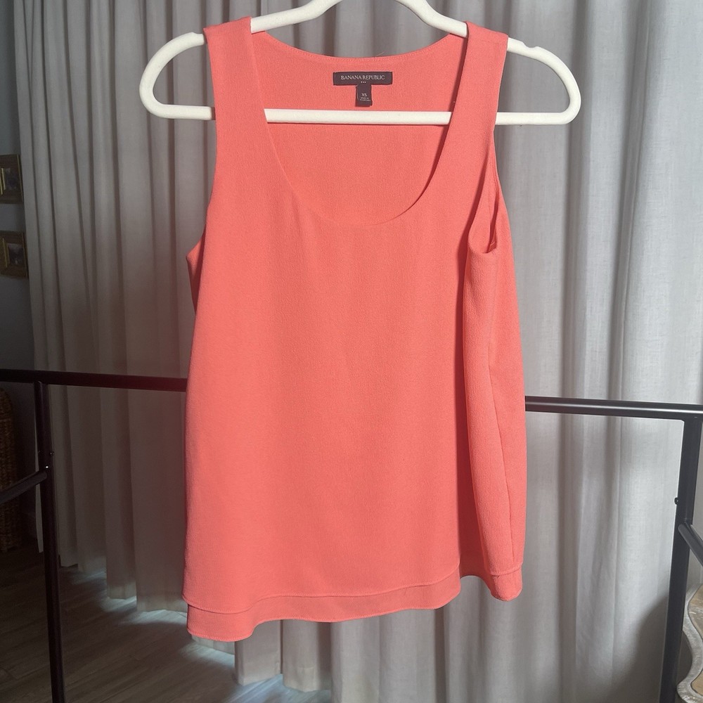 Banana Republic Women's Pink Solid Scoop Neck Sleeveless Tank Top Size XS