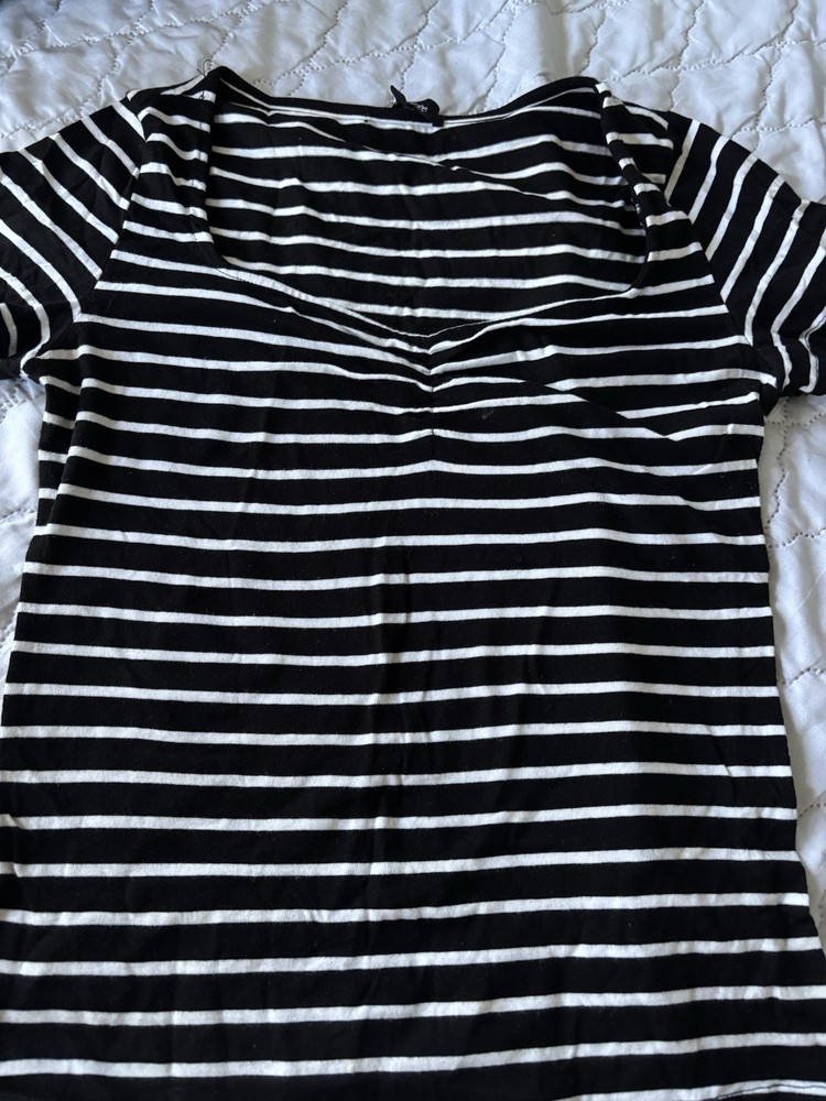 Ambiance Women’s Black/White Striped Scoop Neck Short Sleeve T-Shirt S