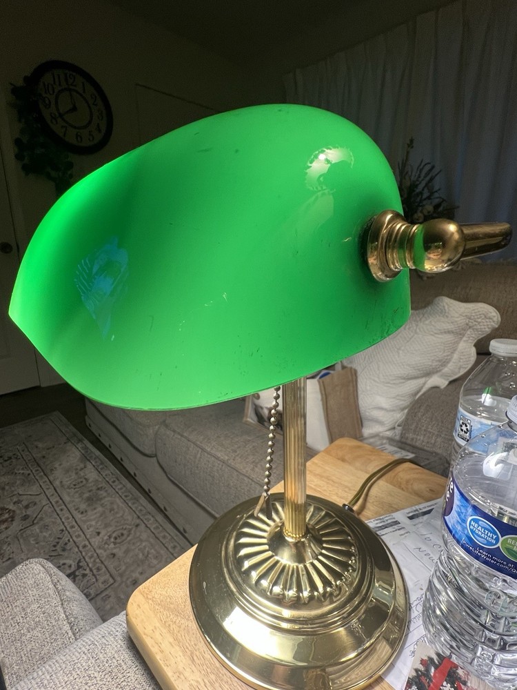Green Glass Banker's Lamp Brass Base Pull Chain Traditional Style