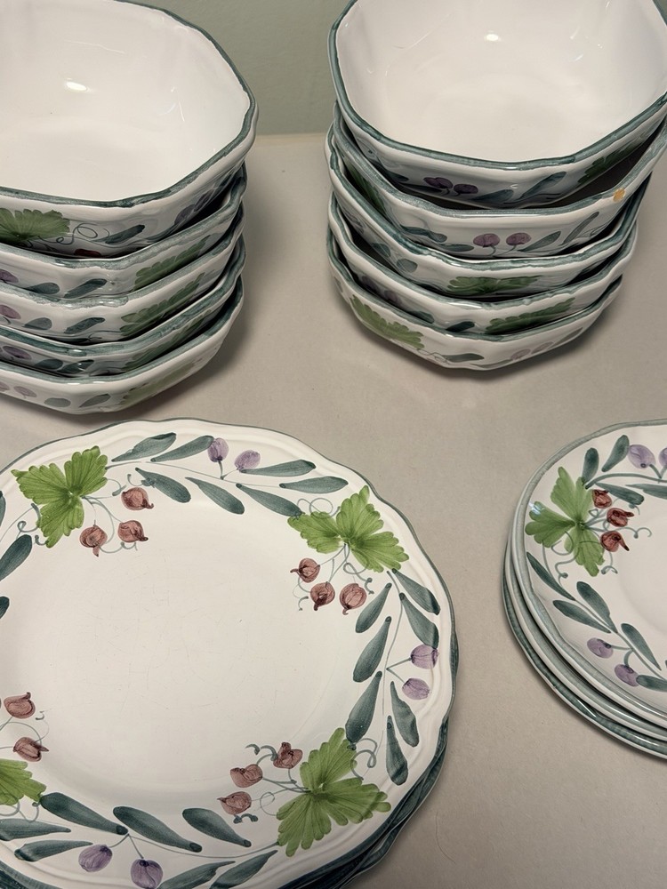 Fortebraccio Ceramiche Dipinto 10 Bowls 4 Plates 3 Saucers Italy Hand Painted