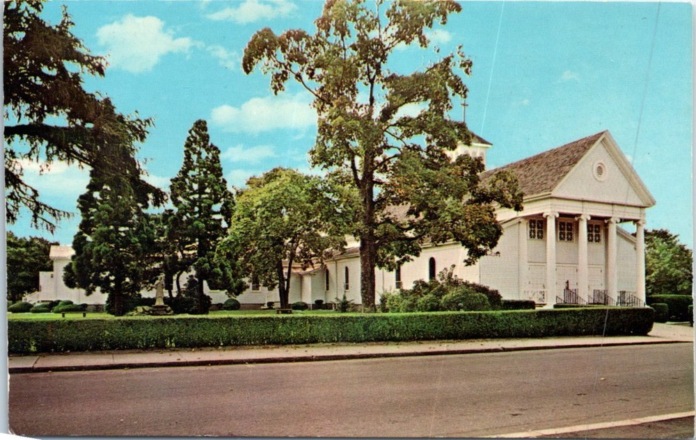 Postcard - St. Francis Xavier Church, Hyannis, Massachusetts, USA