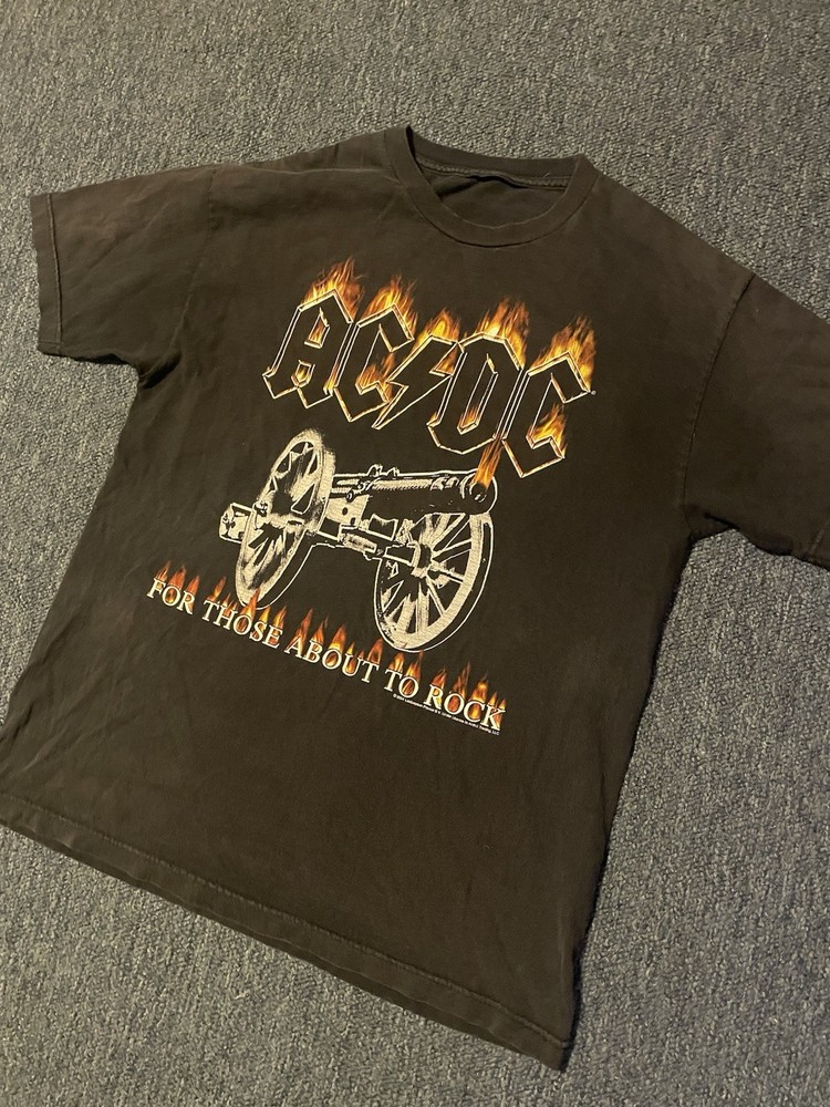 AC/DC T Shirt L Black Band Vintage For Those About To Rock 2004 Rock Music