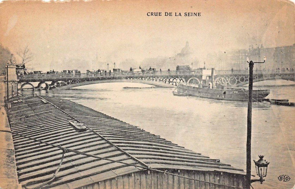 France~Crue De La Seine Photo Postcard