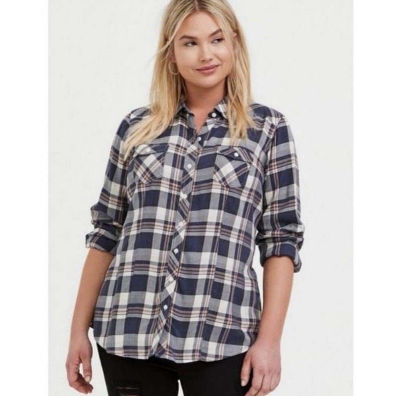 Torrid Navy Blue Pink Plaid Button Front Shirt Rayon Long Sleeve Size 1X EUC
