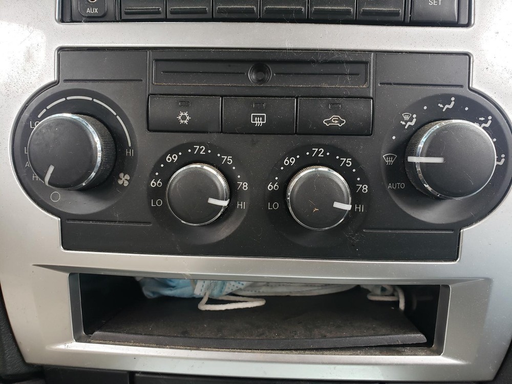 Used A/C Selector Switch for 2006 Chrysler 300 Automatic Dual Temp Control