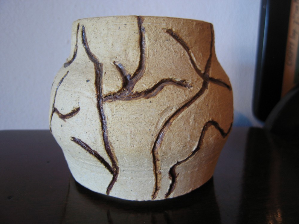 Vintage Signed & Dated Ceramic Vase w/ Line / Tree Like Decoration