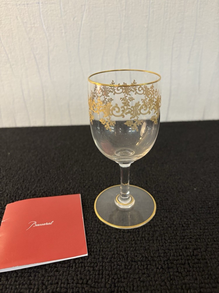 Récamier White Wine Glass Model In Baccarat Crystal