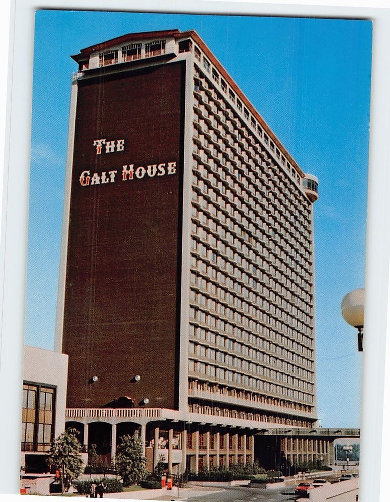 Postcard The Galt House Fourth and River Louisville Kentucky USA