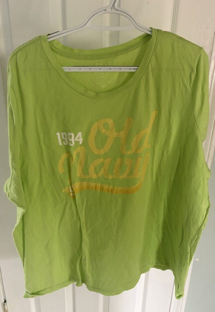 WOMEN’S OLD NAVY SHORT SLEEVE TOP-SIZE: 3x Lime Green