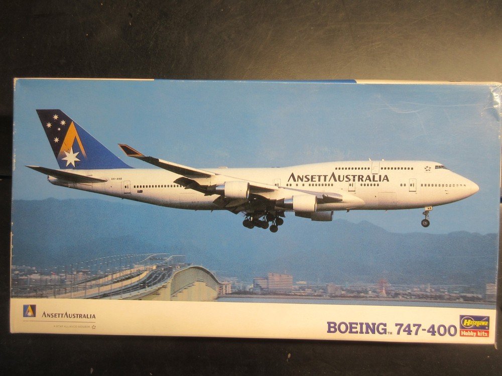 Hasegawa 1/200 Boeing 747-400  #10621